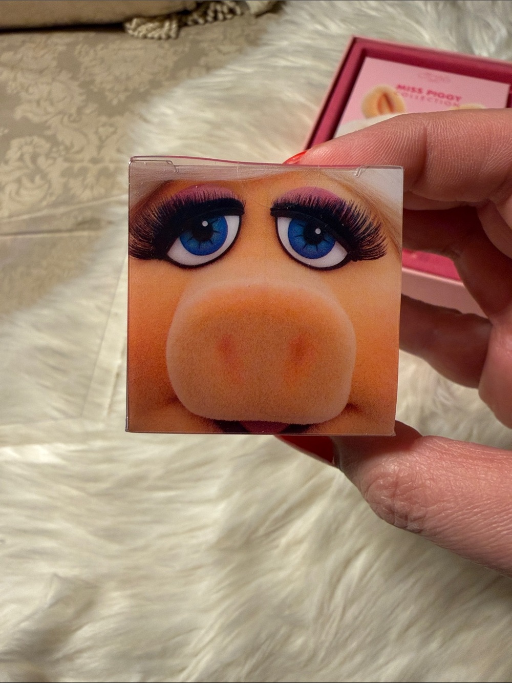 Ciaté NEW Miss Piggy Makeup Set Pink - Picture 11 of 17